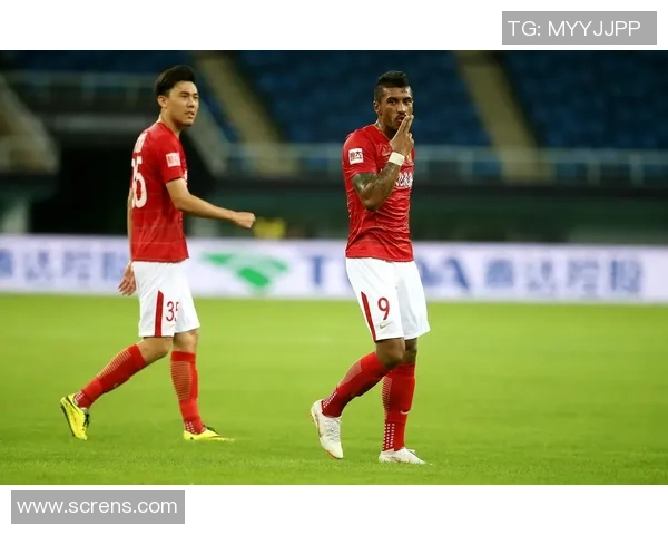 2012年西悉尼流浪者与恒大激战回顾:足球盛宴中的精彩瞬间与战术较量