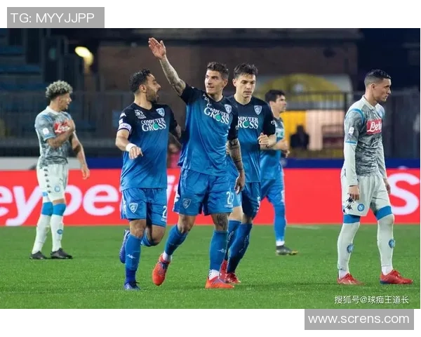 格拉斯纳：里亚德还需时刻才干复出，阿尔克马尔实力不行小觑